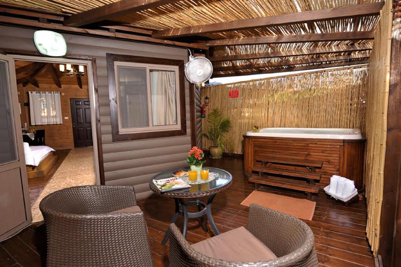 Talia Cabin Guest & Spa Roš Pina Exteriér fotografie