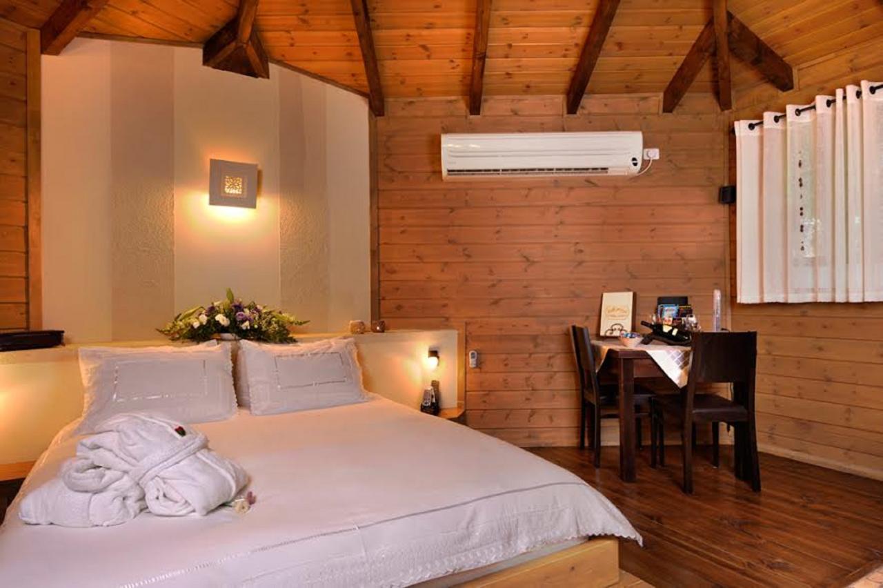 Talia Cabin Guest & Spa Roš Pina Exteriér fotografie